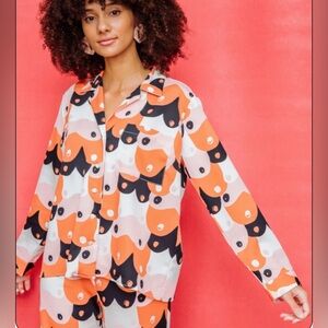 Dazey LA T&T Baggy Button Up - multi size L
Dani Dazey